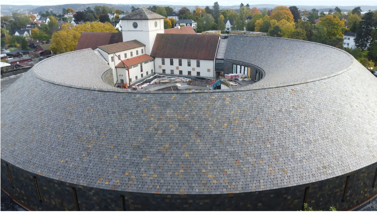 Ottaskifer rust på Vikingtidsmuseet. Foto: Marius Lysø.